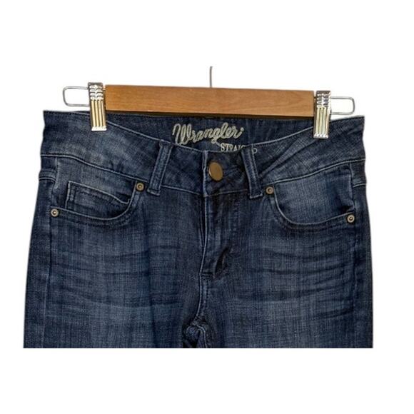 Wrangler Jeans Women 3 Blue Western Rodeo Cowgirl Straight Leg Denim‎ Outdoor - Picture 2 of 8